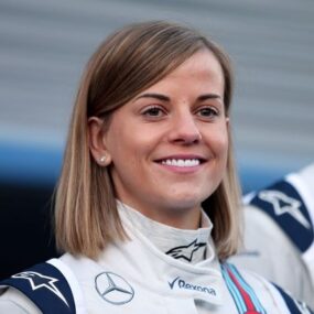 การทาบทาม